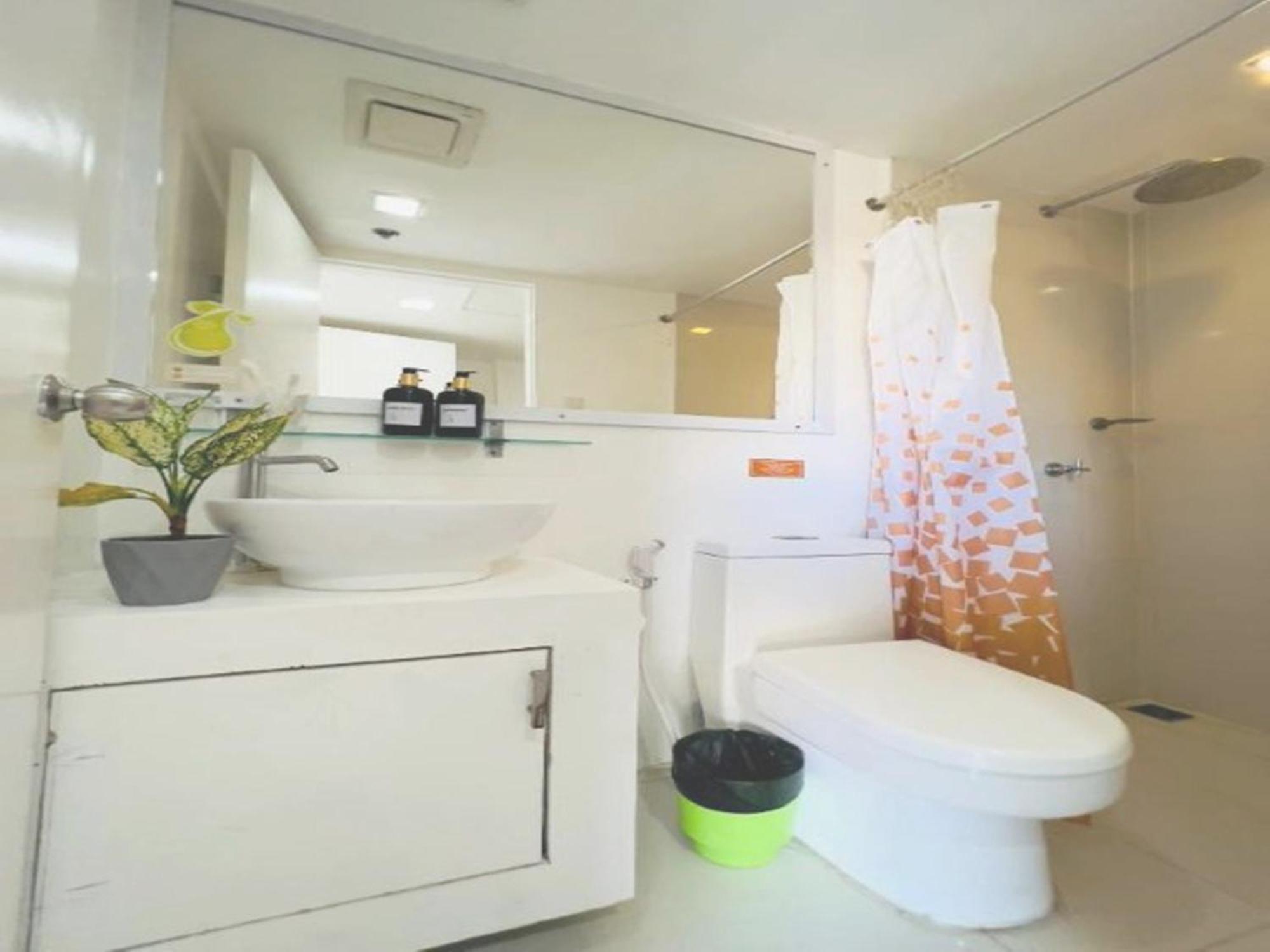 Wanderlust Bed And Breakfast Puerto Princesa ภายนอก รูปภาพ